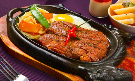 愛斯米牛排西餐招商加盟咨詢熱線_1