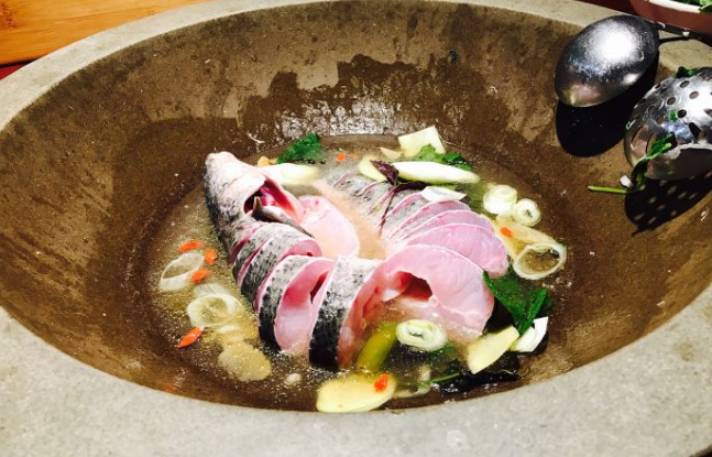 我想開哈呢哈呢石鍋魚店加盟費多少錢（圖）_1