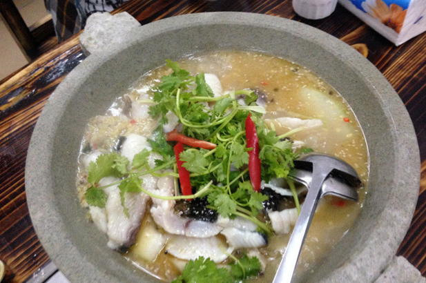 正宗水荷塘蒸汽石鍋魚(yú)加盟費(fèi)是多少_3