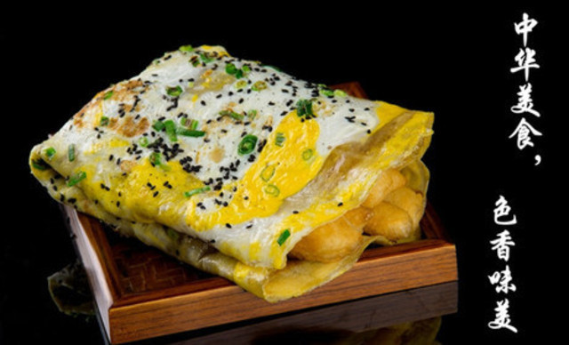 口留香煎餅果子加盟技術(shù)教授(圖)_1