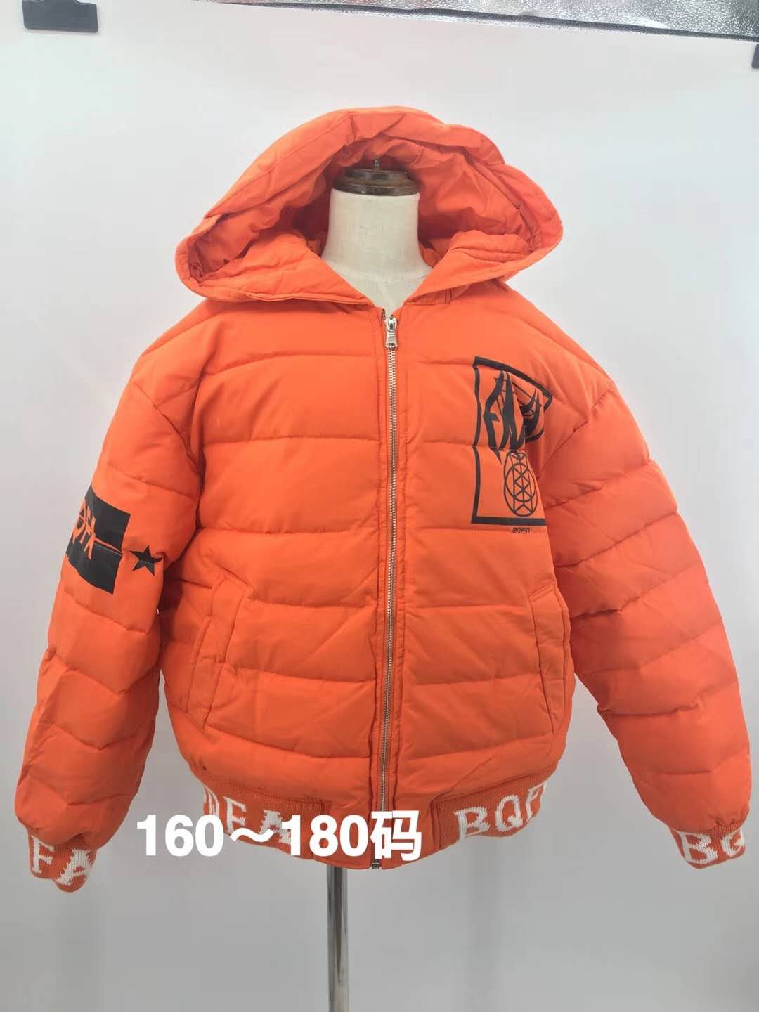 布布恰恰、蘇格瑪可羽絨服品牌折扣童裝_2