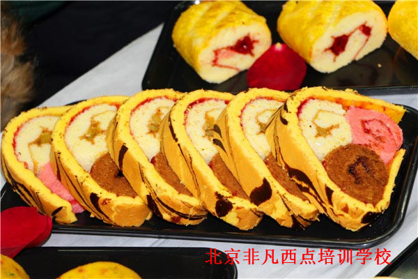 學蛋糕很難？那是你沒有找對蛋糕培訓(xùn)學校（圖）_1