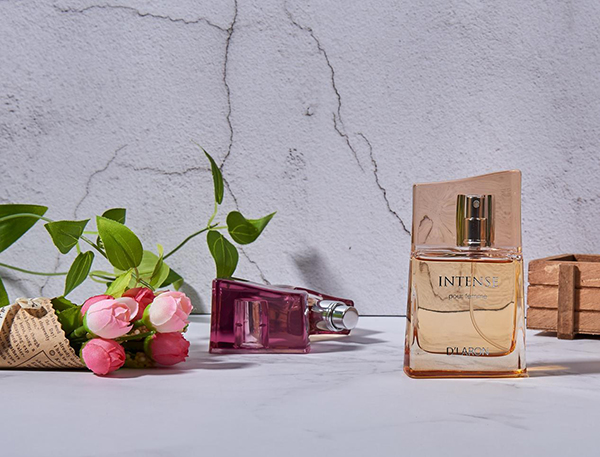 專注品質(zhì)盡顯法式魅力，DLARON迪拉瑞香水（圖）_1