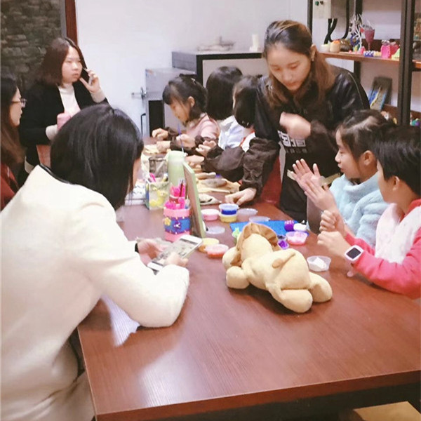 兒童樂園分享親子互動玩轉(zhuǎn)陶土DIY（圖）_3