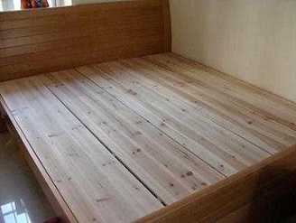 腰椎間盤突出不僅要睡合適的硬板床更需要有效的療法_2