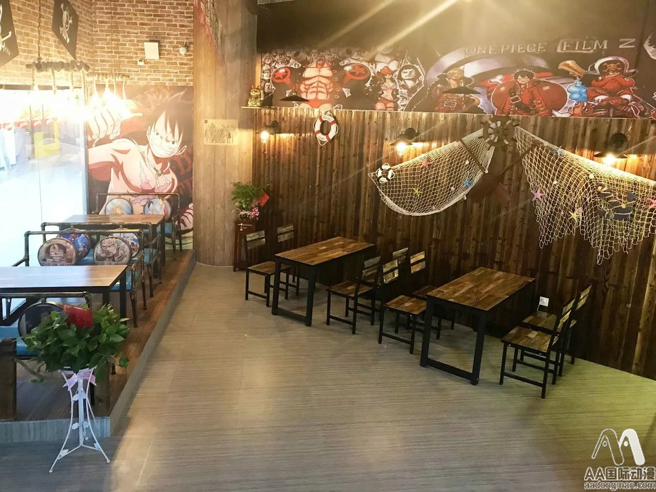 AA國(guó)際動(dòng)漫休閑館，吃喝玩一店全搞定?。。。▓D）_5