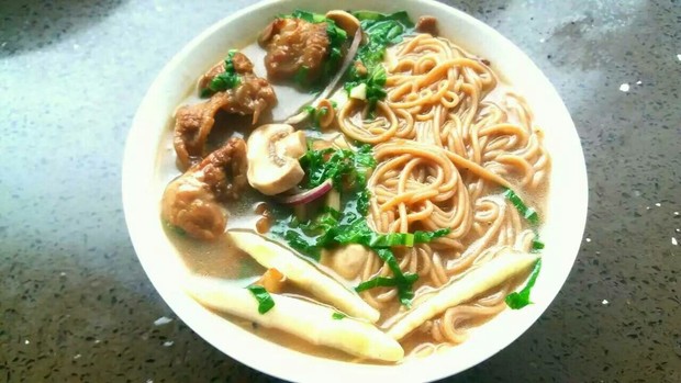 蔡明偉熱干面加盟熱線多少_1