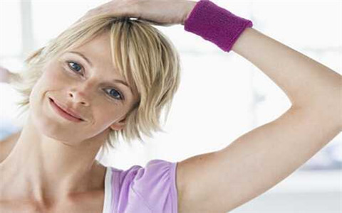 頸椎病怎么改善？注意這幾點?。▓D）_1