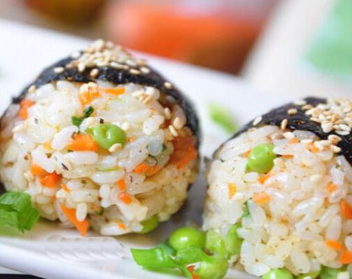 過路人飯團(tuán)加盟費(fèi)多少店的經(jīng)營有哪些細(xì)節(jié)？_1