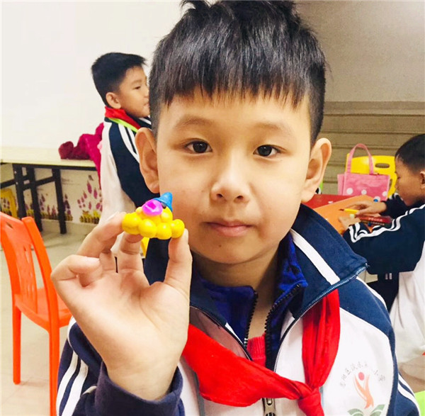 室內(nèi)兒童樂園粘土手工課程活動現(xiàn)場（圖）_2