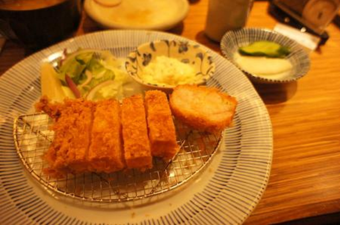 杏子日式猪排餐厅加盟_3