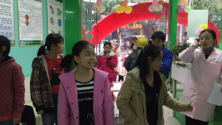 風(fēng)雨無阻不忘初心億視寧視力矯正浦北店開業(yè)（圖）_2