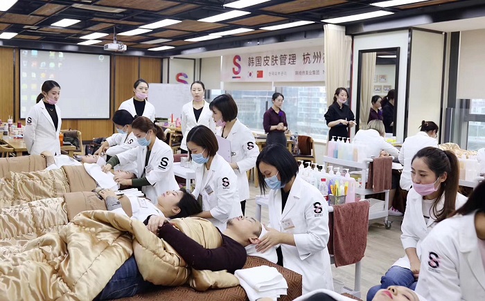 韓國(guó)皮膚管理培訓(xùn)機(jī)構(gòu)（圖）_2