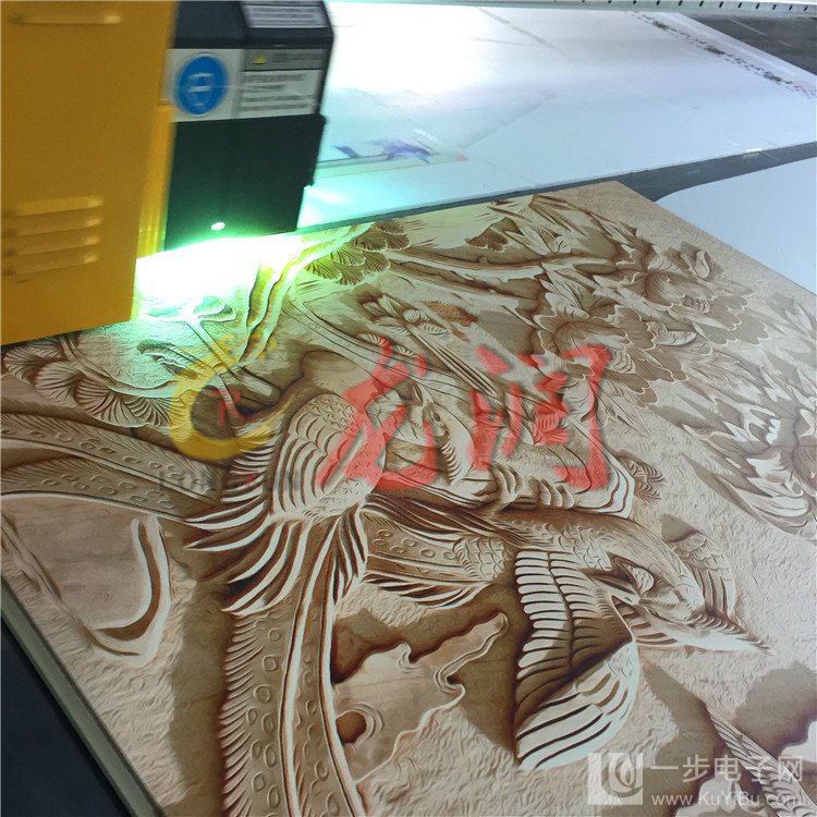 金屬包裝uv印刷機(jī)廠家_57