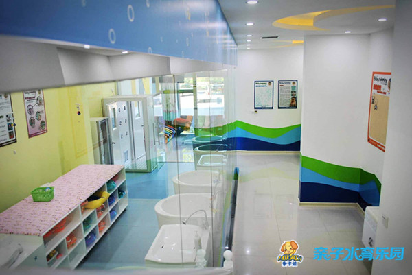 嬰幼兒游泳館服務(wù)才是王道_1