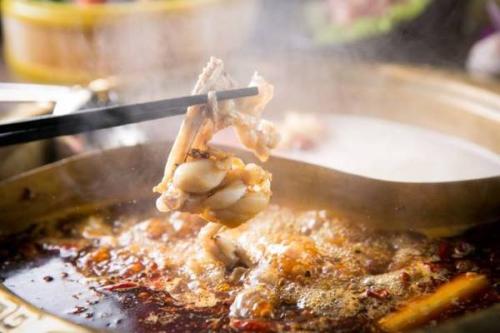 2018中國十大火鍋品牌北龍牛蛙火鍋創(chuàng)造經(jīng)典（圖）_1