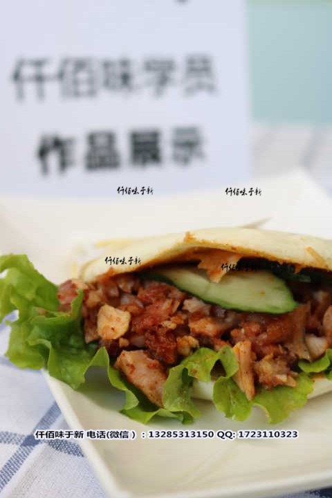 為什么越來(lái)越多的人選擇做土耳其烤肉拌飯轉(zhuǎn)讓奧爾良烤肉飯配料烤肉飯成本_1