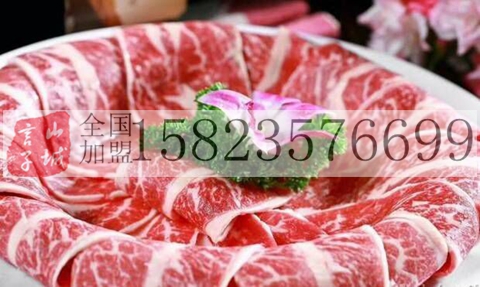 良心的重慶老火鍋加盟_1