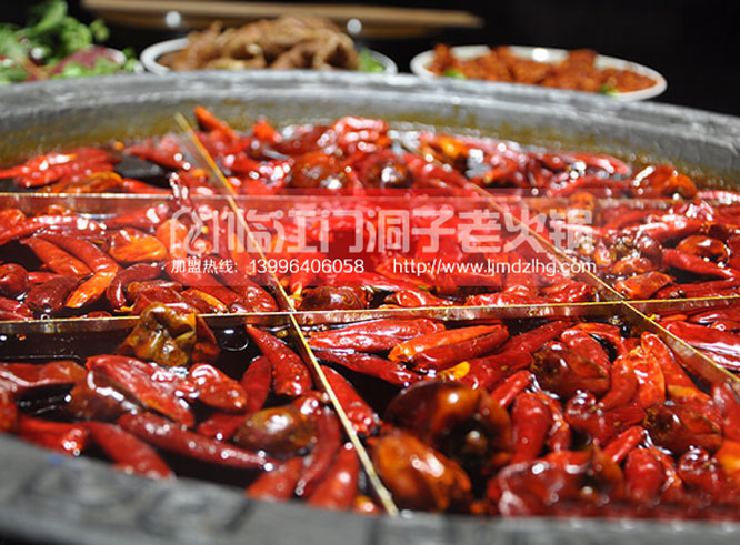 重慶老火鍋加盟費(fèi)比較低的品牌有哪些？_1