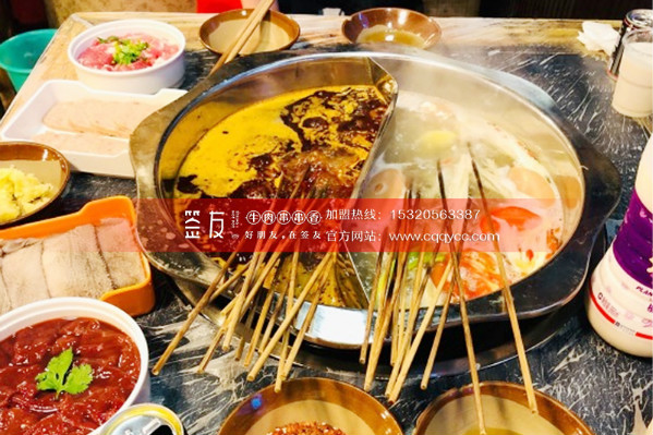 重慶特色串串香加盟（圖）_3