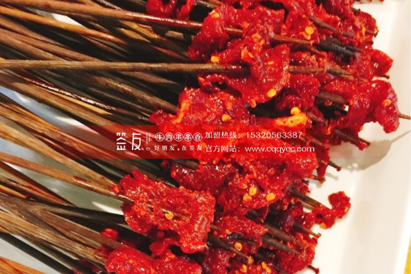 重慶串串香加盟熱度依舊，成功創(chuàng)業(yè)就在前方（圖）_2