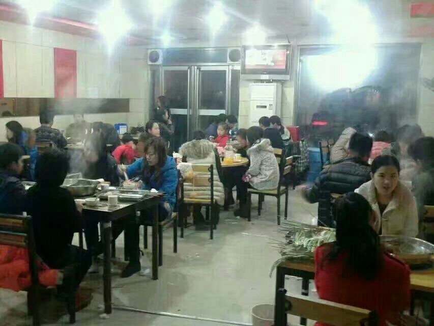 滁州市火鍋的做法技術(shù)加盟香翻天特色啤酒鴨火鍋店加盟_2