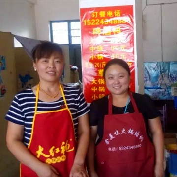 阜陽市啤酒鴨加盟，香翻天火鍋免費加盟培訓，生意火爆_3