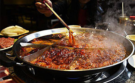 特色火鍋加盟看重慶山城言子火鍋_1