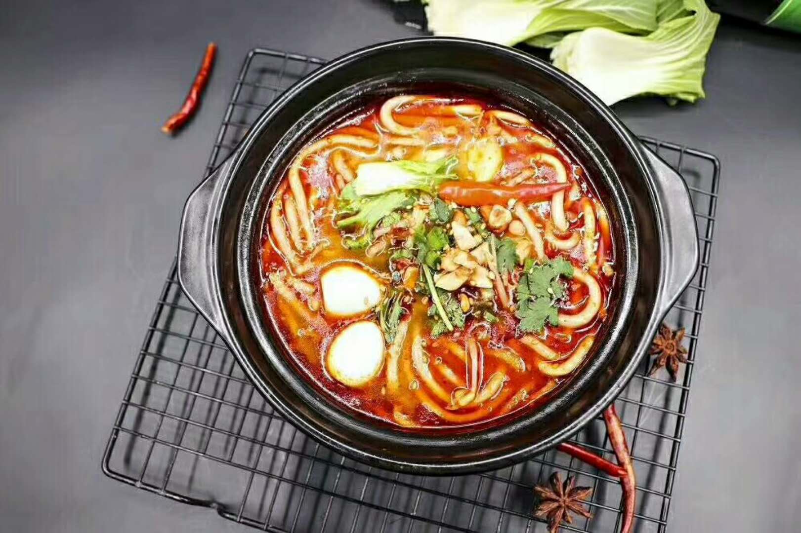 餐飲加盟萬元投資選擇濟(jì)南圈粉時代，用心制作的地瓜粉店_1