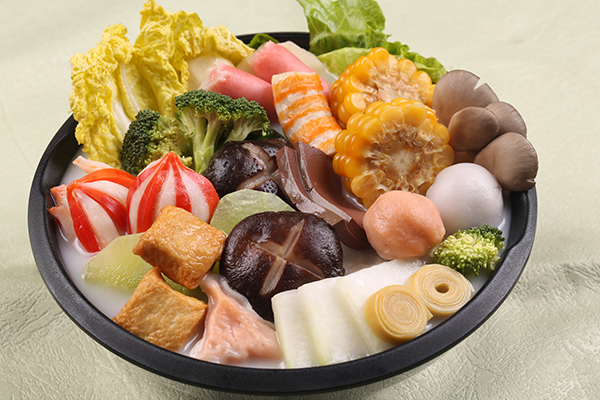 麻辣燙加盟哪家好？蜀戀麻辣燙助你搶占財(cái)富先機(jī)!_2