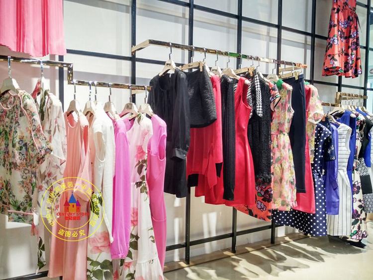 汕頭外貿(mào)童裝批發(fā)紅黃藍(lán)_7