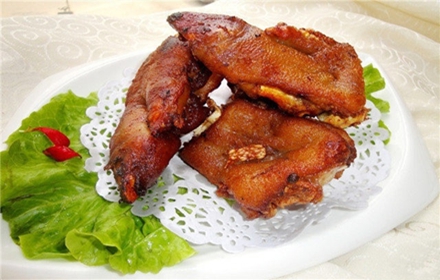 烤豬蹄教學(xué)美白烤豬蹄配方配料制作方法培訓(xùn)（圖）_1