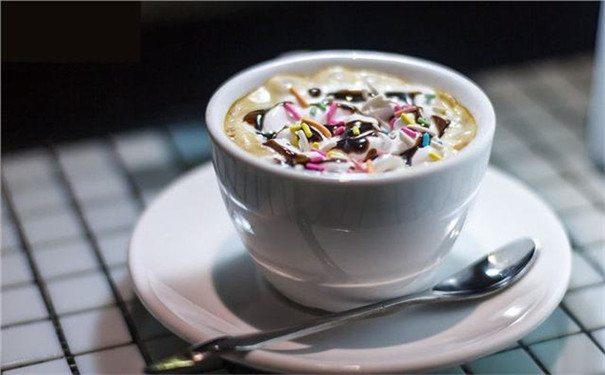 freshmix鮮果優(yōu)奶茶加盟費(fèi)用多少錢門檻低創(chuàng)業(yè)好商機(jī)（圖）_3