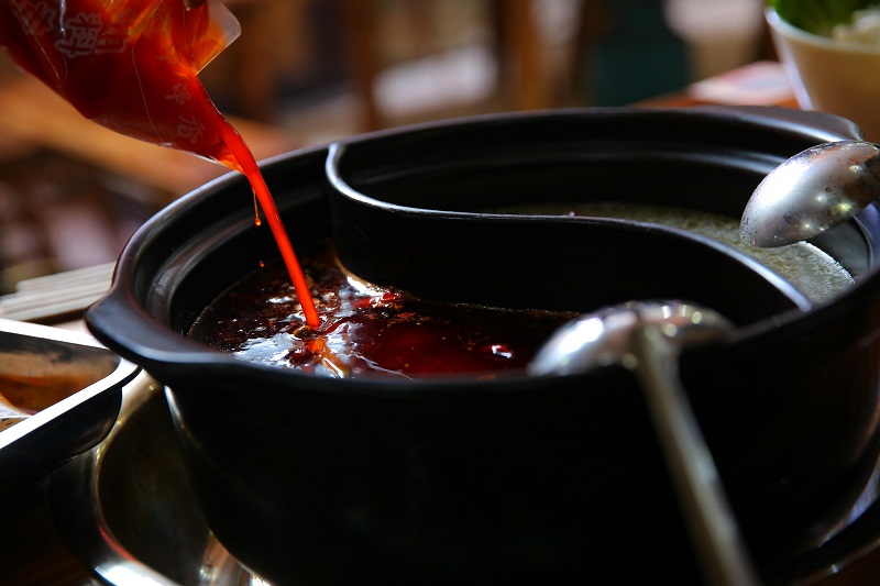 對于串串香加盟的優(yōu)先選擇，你可以從它開始（圖）_2