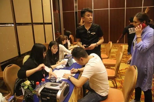 廣州美博會只開三天，魔貼世家任性開第四天（圖）_3