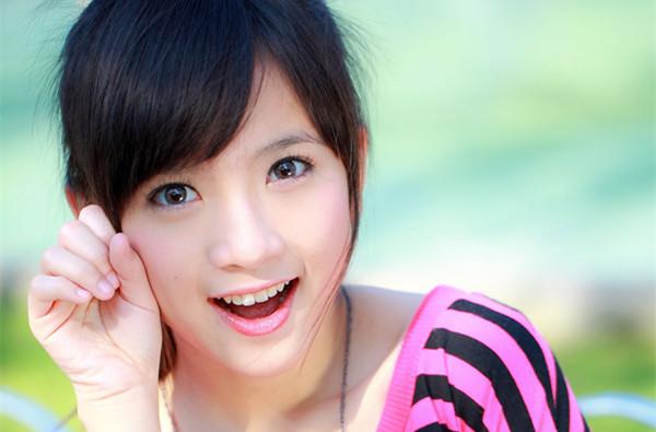 不近視也是可以佩戴美瞳的喲,POLYTOUCH美瞳定做（圖）_1