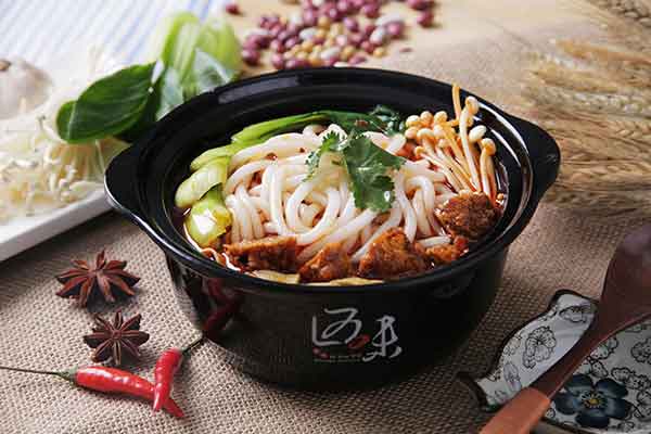 巨有味土豆粉加盟，帶給你火熱效益_1