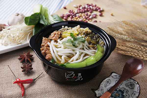 巨有味土豆粉加盟店怎樣能長久盈利呢？_1