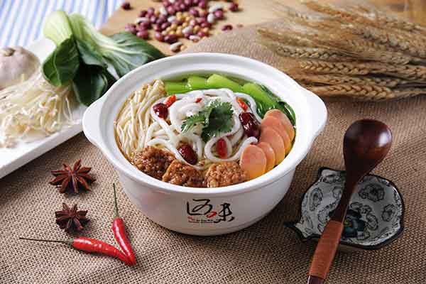 巨有味土豆粉加盟店怎樣能長久盈利呢？_2