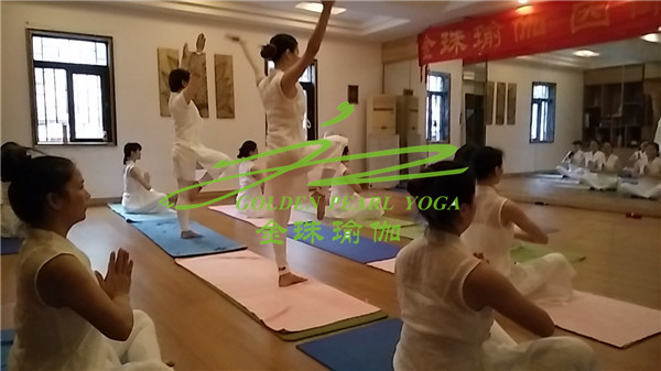 2018年广州金珠高标准专业瑜伽导师教练班第一期（图）_3
