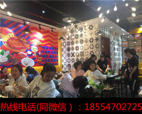 小雞串門(mén)串串火鍋加盟多少錢(qián)？開(kāi)店需要多少費(fèi)用呢？_3