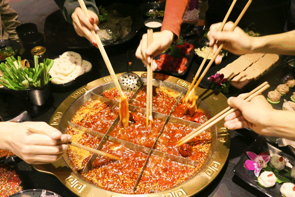 重慶本地人一般會去當?shù)啬募一疱伒?？_1