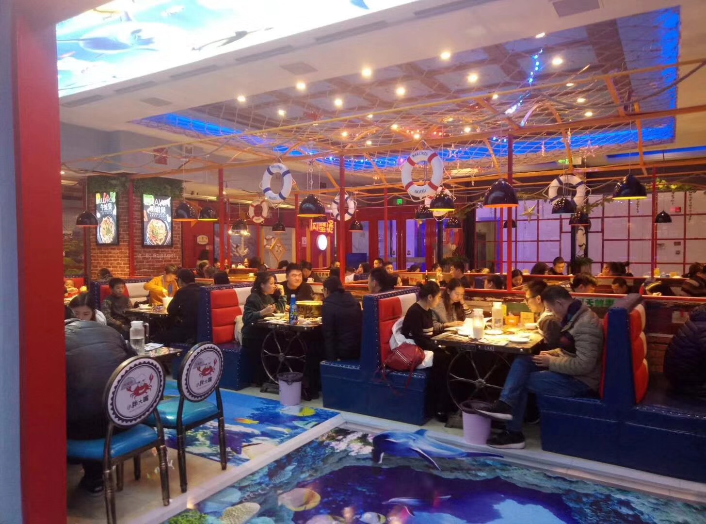 北京肉蟹煲加盟多少錢，小胖大嘴特色餐飲令人矚目偏僻_1