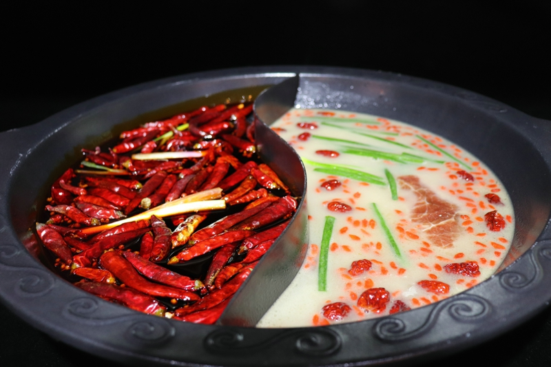 如果你喜欢吃辣，那么来重庆，这家店的火锅你不尝试一下就白来了（图）_3