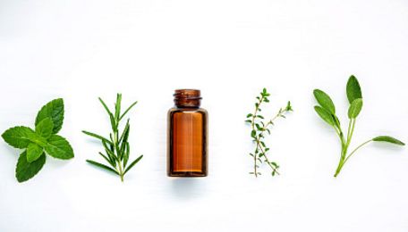 蹺二郎腿=慢性自殺？嚇得我趕緊坐直了,康普森基底平衡療程_2