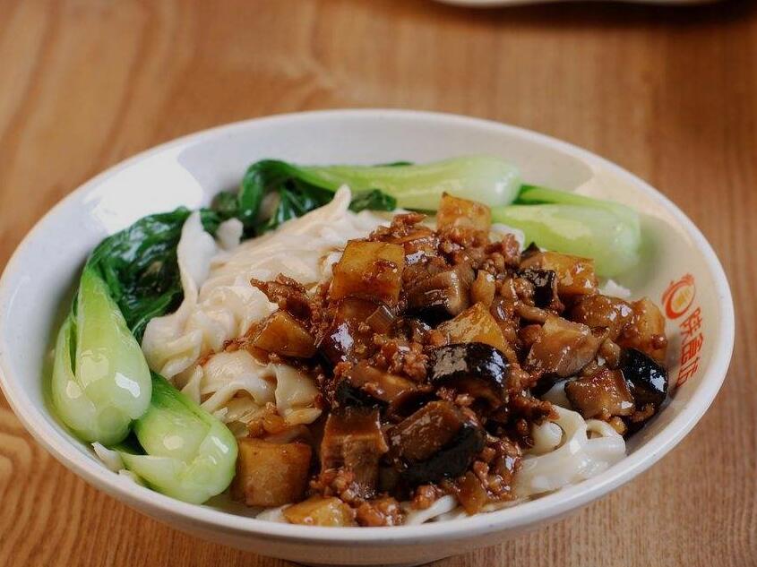 學(xué)刀削面技術(shù)到哪里有學(xué)，江西有學(xué)刀削面嗎？_2