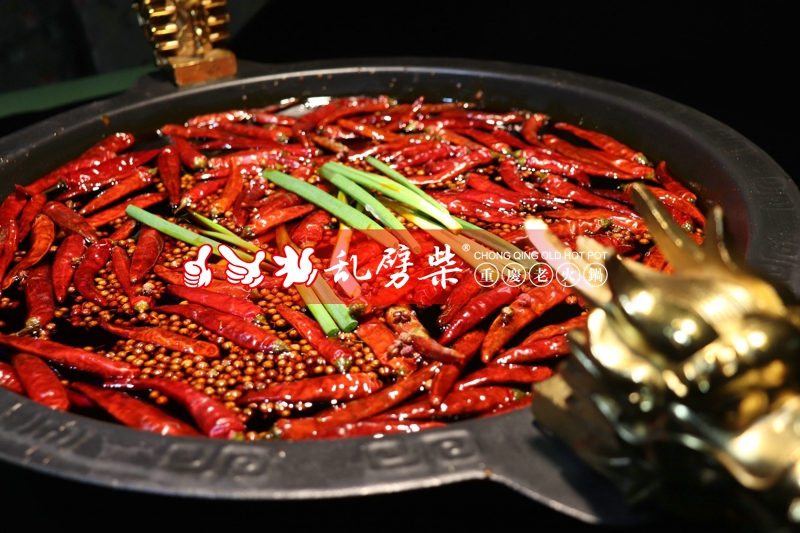 重庆最有名的火锅店是哪家？麻辣鲜香让人着迷（图）_1