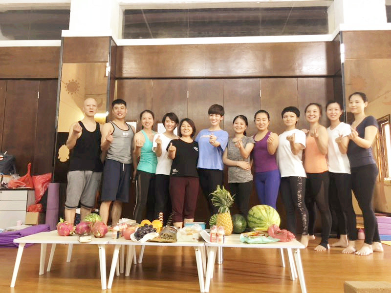 愉快的道別勝過千言萬(wàn)語(yǔ)的語(yǔ)言和憂傷_3