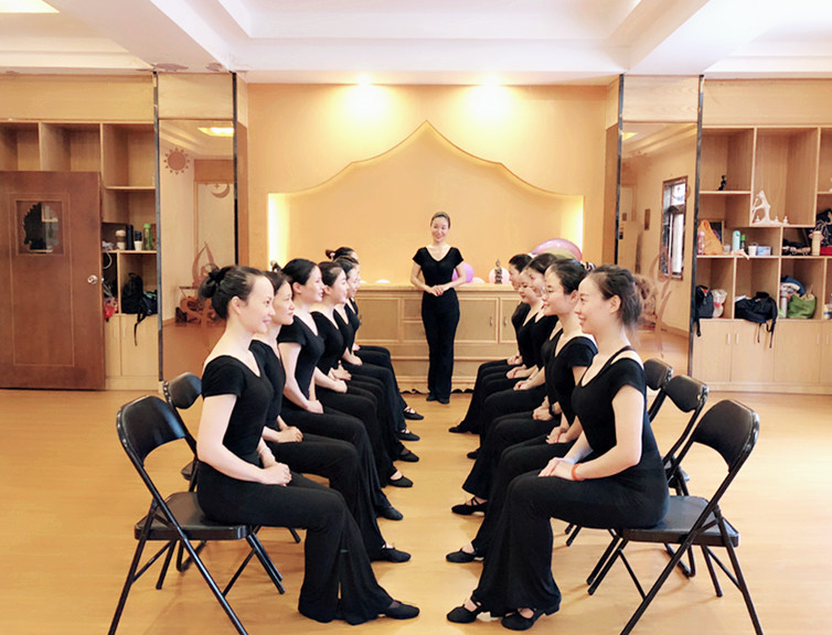 讓我們一起成為更好的自己_2