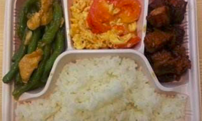 盒里面中式快餐加盟_2